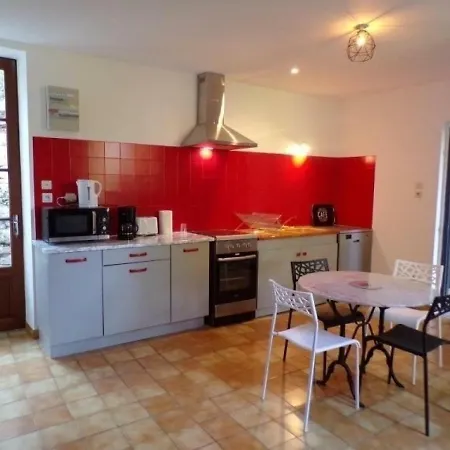 House L'oustal De Loulou Tatil Evi