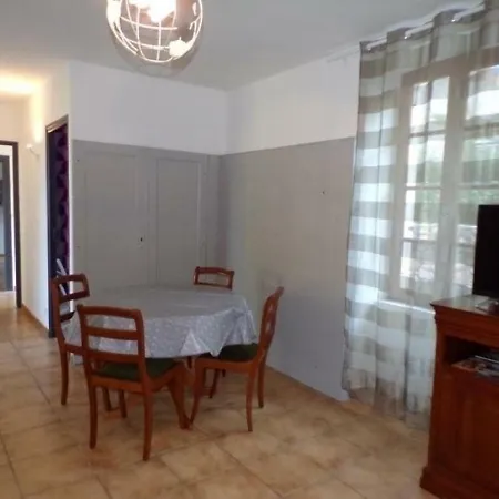 House L'oustal De Loulou Tour-de-Faure